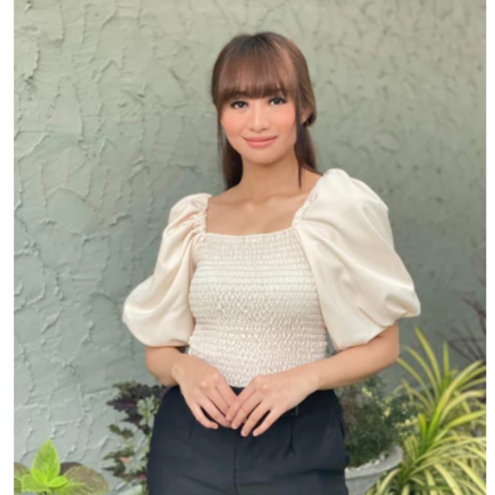 Pia Smocked Top